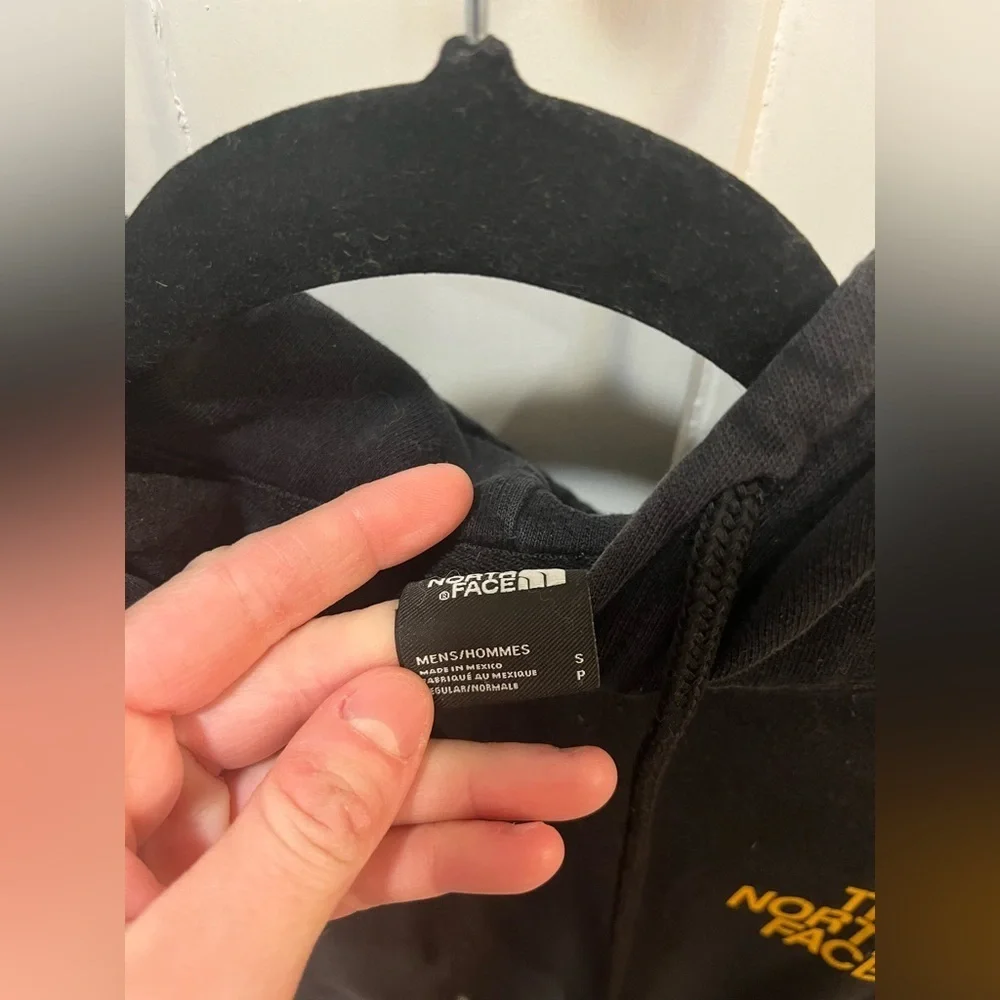 The North Face Black logo Hoodie Size